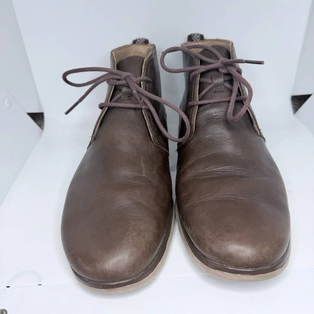 UGG Men's Freamon Waterproof Chukka Boots Brown Leather Lace Up Men's Size 11